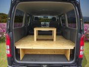 �n�C�G�[�X�@�育�����x�b�h�L�b�g���e�[�u�����Z�b�g������납��̉摜�B