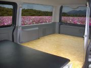 �n�C�G�[�X�@�育�����x�b�h�L�b�g���t���b�g�ɂ��Ă��鍶����̉摜�B