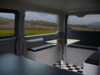 �n�C�G�[�X�x�b�h�L�b�g���R�̎��V�[�g�ɃA�����W���ĉE����ʂ����摜