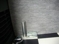 ハイエースベッドキットの取付金具のストッパーを下げた状態